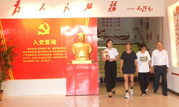 家门口的矛盾，家门口化解 ——曹建锋、吴朋云律师李八庙社区调解手记